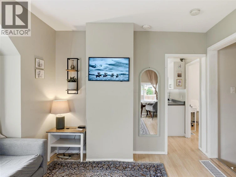 3130 Kingsley Street, Saanich, BC, V8P 4J4 - 5