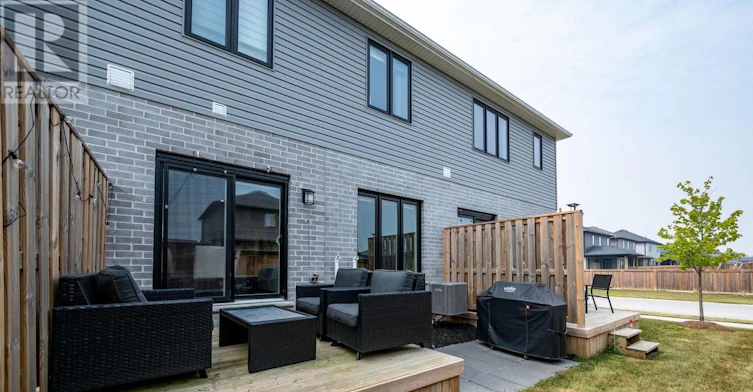 2-1 Miller Drive, Lucan Biddulph, ON, N0M 2J0 - 32