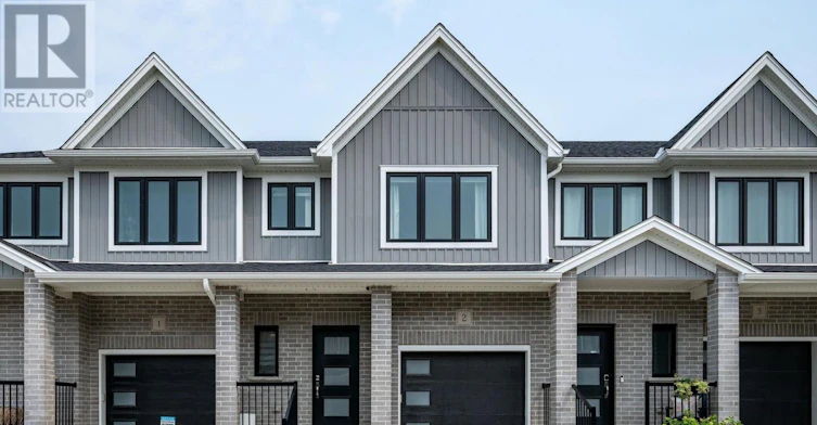 2-1 Miller Drive, Lucan Biddulph, ON, N0M 2J0