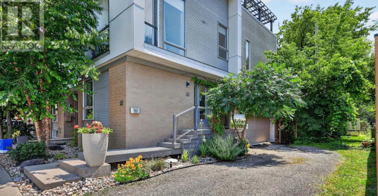 144 Evelyn Avenue, Ottawa, ON, K1S 5A6 - 2