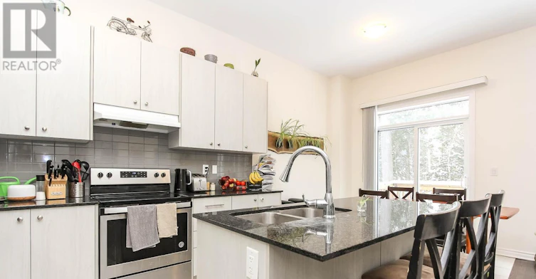 36 Farwell Avenue, Wasaga Beach, ON, L9Z 0H3 - 7