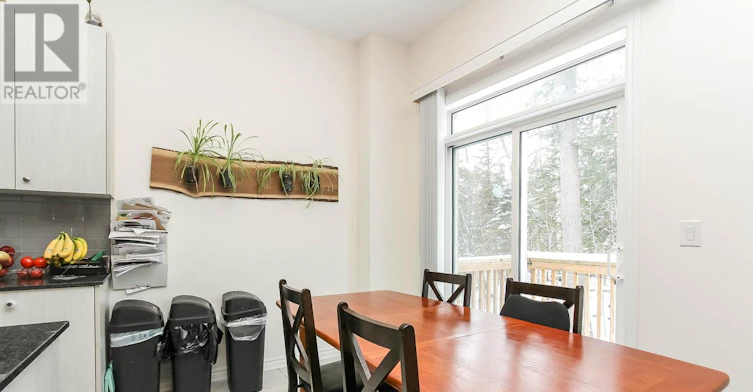 36 Farwell Avenue, Wasaga Beach, ON, L9Z 0H3 - 10