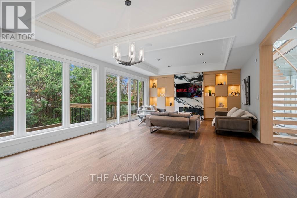 8 Frivick Court, Toronto, ON, M2M 3P6 - 14