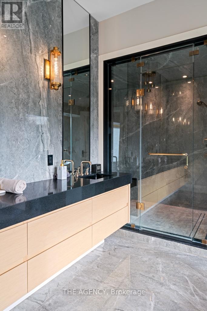 8 Frivick Court, Toronto, ON, M2M 3P6 - 45