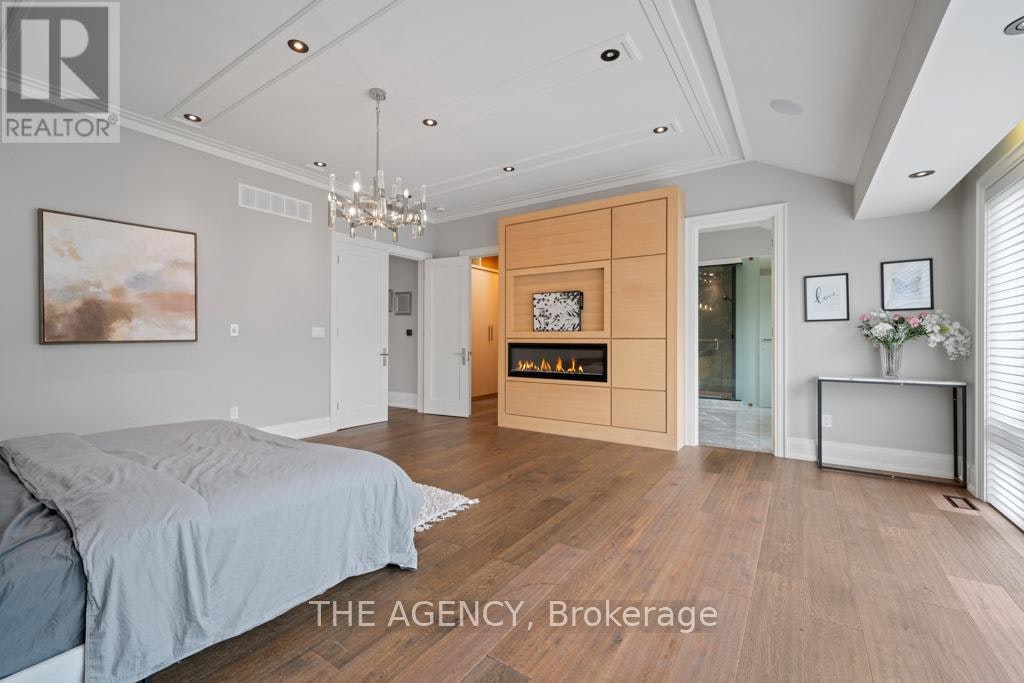 8 Frivick Court, Toronto, ON, M2M 3P6 - 32