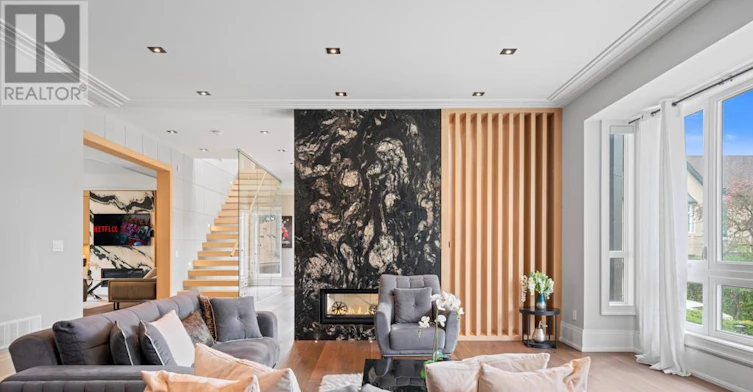 8 Frivick Court, Toronto, ON, M2M 3P6 - 9
