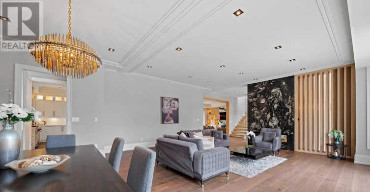 8 Frivick Court, Toronto, ON, M2M 3P6 - 7