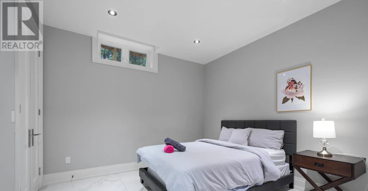 8 Frivick Court, Toronto, ON, M2M 3P6 - 43