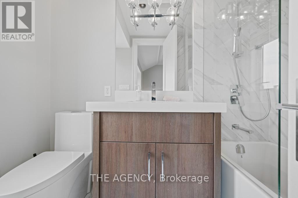 8 Frivick Court, Toronto, ON, M2M 3P6 - 39