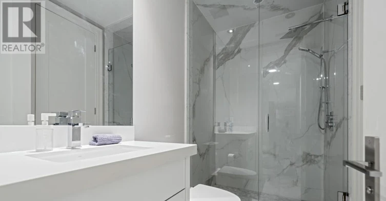 8 Frivick Court, Toronto, ON, M2M 3P6 - 44