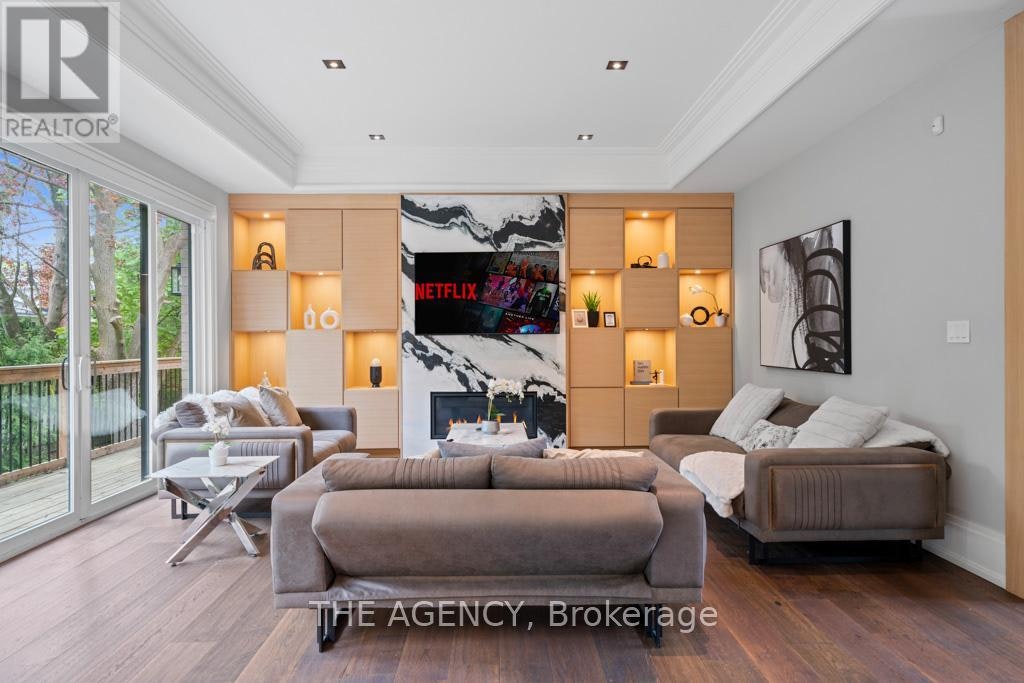 8 Frivick Court, Toronto, ON, M2M 3P6 - 11