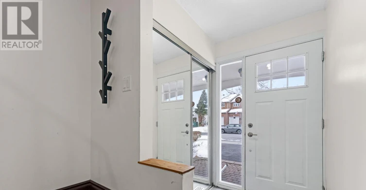 3489 Southgate Road, Ottawa, ON, K1V 7Y5 - 2