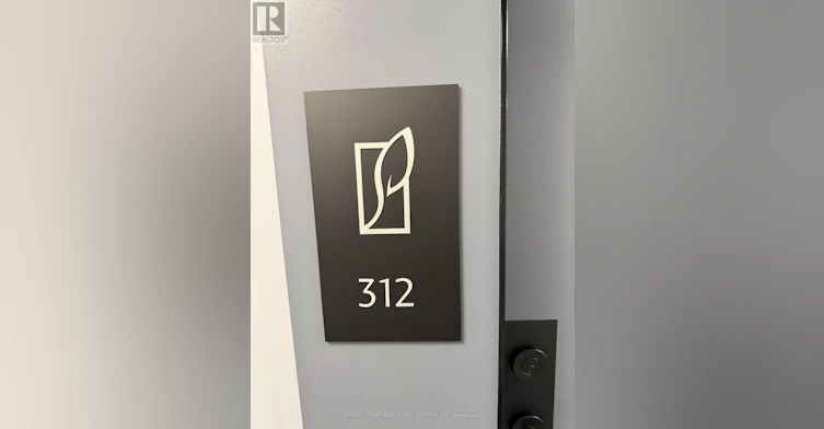 312-430 Square One Drive, Mississauga, ON, L5B 0L6