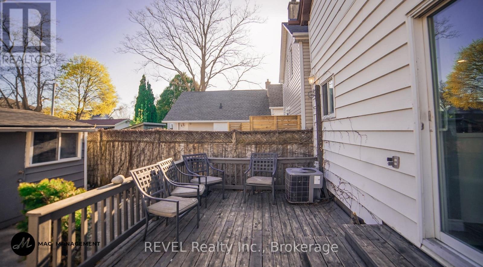 32 Edmund Street, St. Catharines, ON, L2R 2G2 - 24