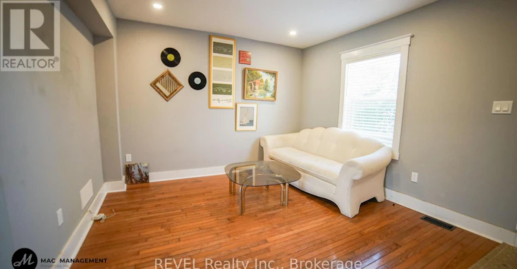 32 Edmund Street, St. Catharines, ON, L2R 2G2 - 12