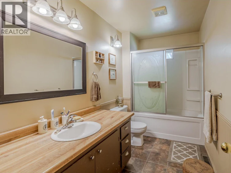 7140 Judson Road, Lone Butte, BC, V0K 1X2 - 14