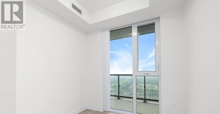 5858 Yonge Street, Toronto, ON, M2M 3T3 - 9