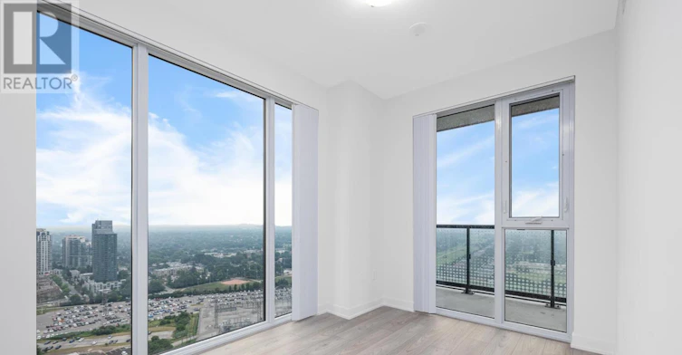 5858 Yonge Street, Toronto, ON, M2M 3T3 - 5