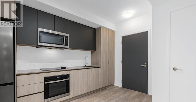 5858 Yonge Street, Toronto, ON, M2M 3T3 - 12