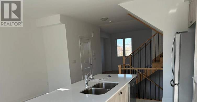 52 Waterside Way, Whitby, ON, L1N 0N1 - 7