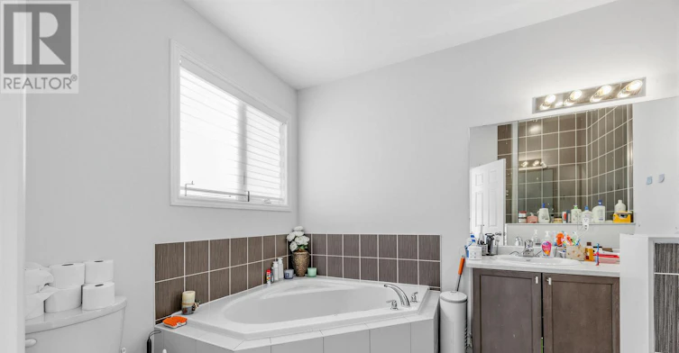 9 Hickling Lane, Ajax, ON, L1T 4R1 - 22