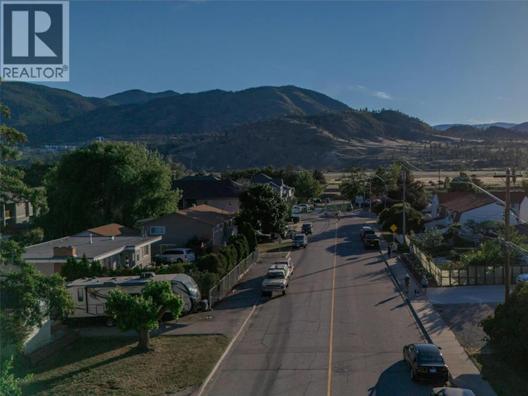 274 Kinney Avenue, Penticton, BC - 19