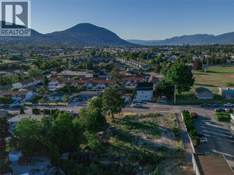 274 Kinney Avenue, Penticton, BC - 15