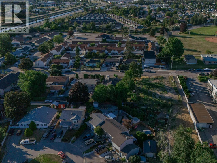 274 Kinney Avenue, Penticton, BC - 12