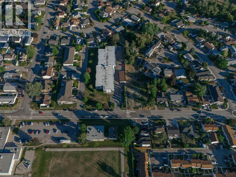 274 Kinney Avenue, Penticton, BC - 10