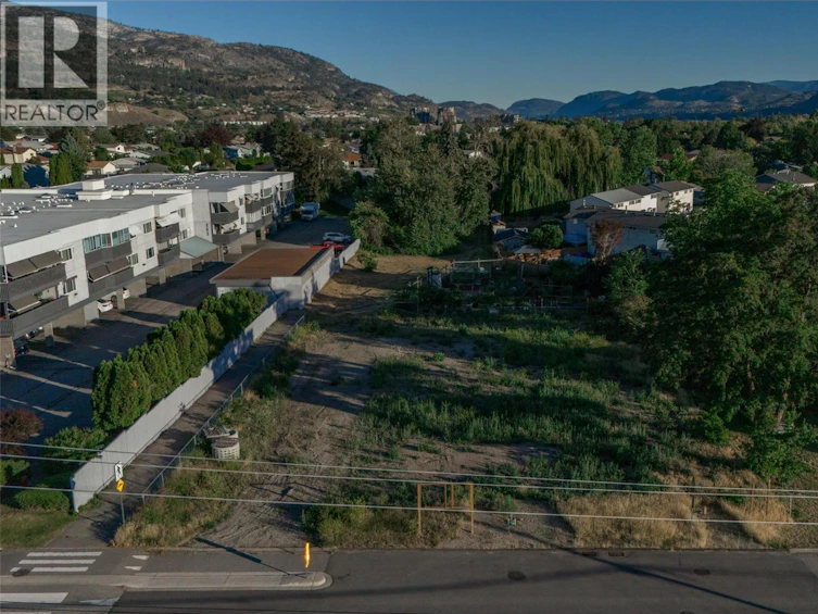 274 Kinney Avenue, Penticton, BC - 18