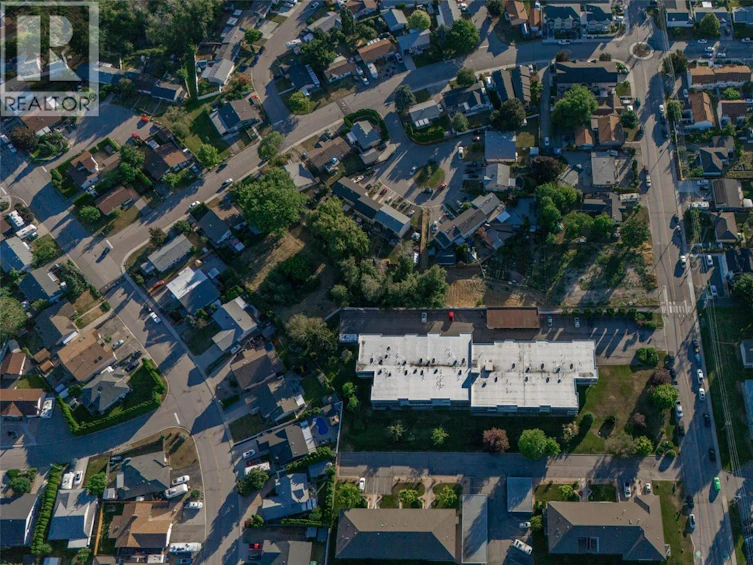 274 Kinney Avenue, Penticton, BC - 11