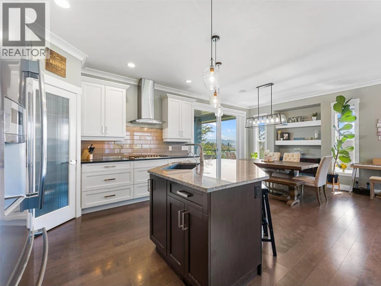 13157 Shoreline Drive, Lake Country, BC, V4V 2T2 - 3