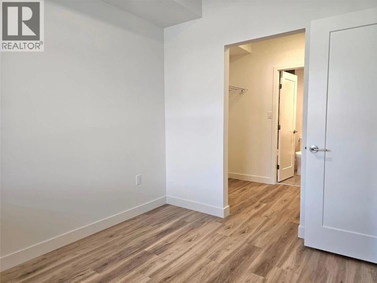 420-271 Wylie Street, Penticton, BC, V2A 0L3 - 7