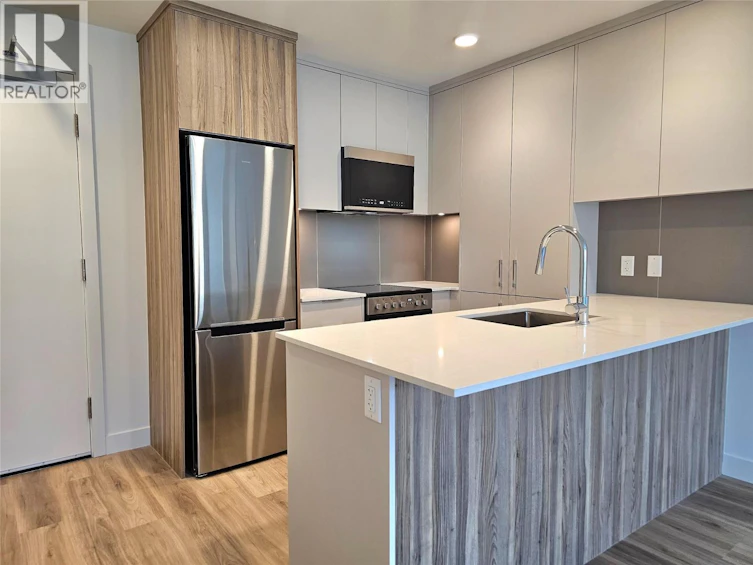 420-271 Wylie Street, Penticton, BC, V2A 0L3 - 10