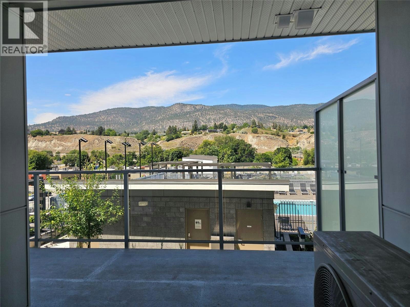 420-271 Wylie Street, Penticton, BC, V2A 0L3 - 17