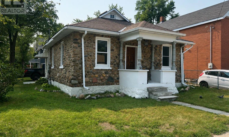 36 Sanford Street