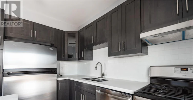 4747 Fourth Avenue, Niagara Falls, ON, L2E 4N9 - 4