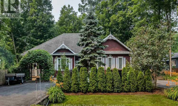 110 Rue Jules Leger Road