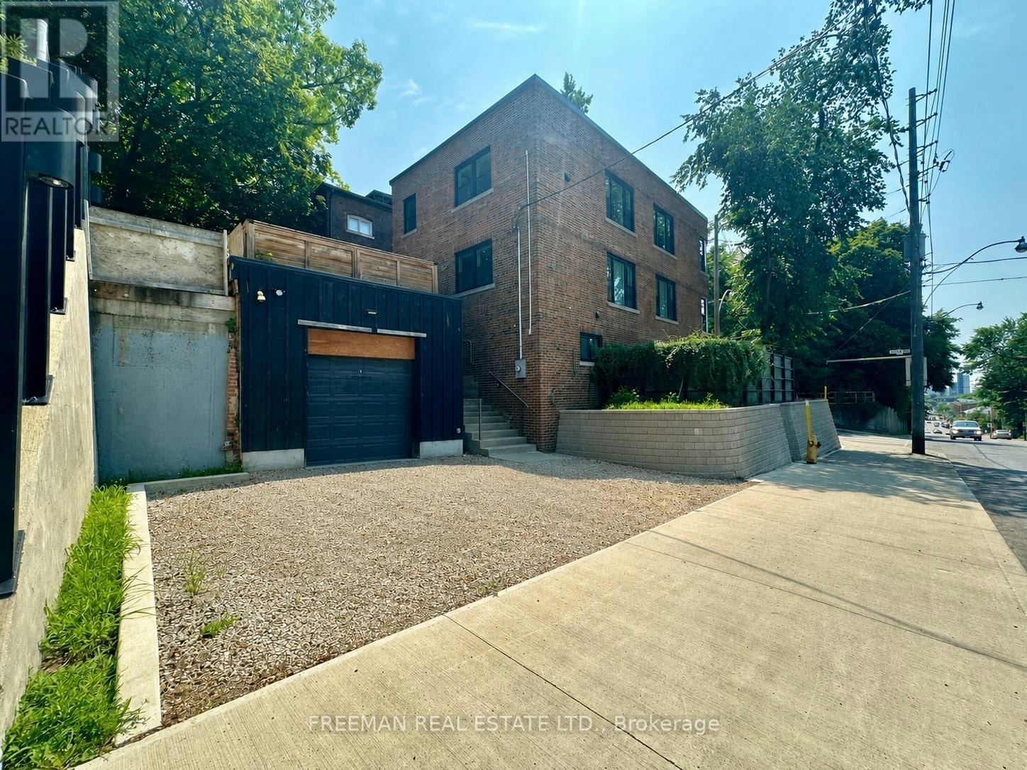 2-62 Austin Terrace, Toronto, ON, M5R 1Y6 - 15