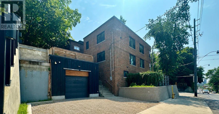 2-62 Austin Terrace, Toronto, ON, M5R 1Y6 - 15