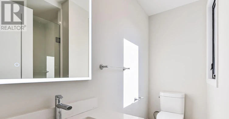 2-180 Broadview Avenue, Toronto, ON, M4M 2G5 - 10