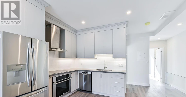2-180 Broadview Avenue, Toronto, ON, M4M 2G5 - 3