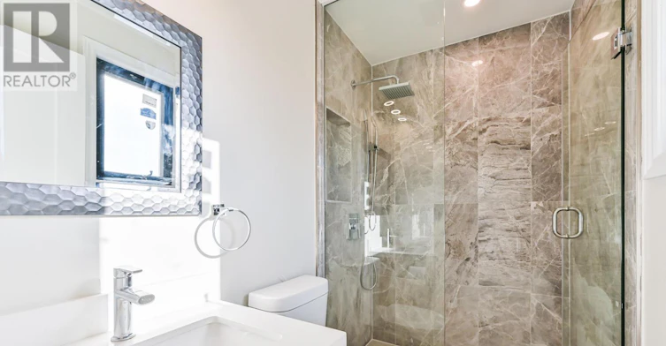 2-180 Broadview Avenue, Toronto, ON, M4M 2G5 - 12