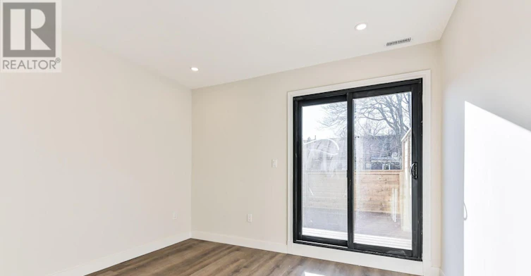 2-180 Broadview Avenue, Toronto, ON, M4M 2G5 - 8