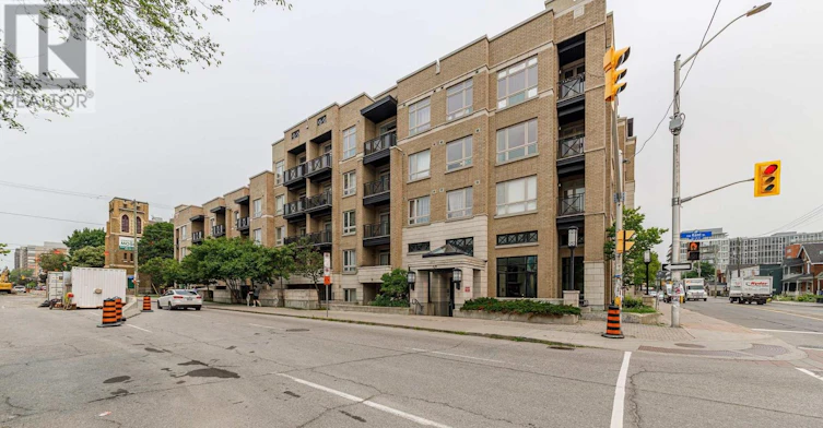 221-429 Kent Street, Ottawa, ON, K2P 1B5