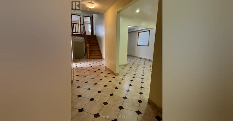 2114 Islington Avenue, Toronto, ON, M9P 3N9 - 9