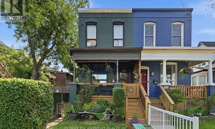 182 Cavell Avenue