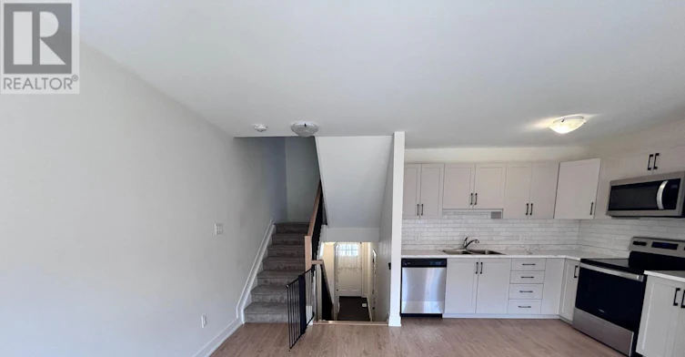 67 Whitcomb Crescent, Smiths Falls, ON, K7A 0C1 - 2