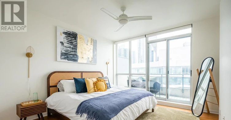 11-2811 230 Ph Queens Quay W, Toronto, ON, M5J 2Y7 - 9