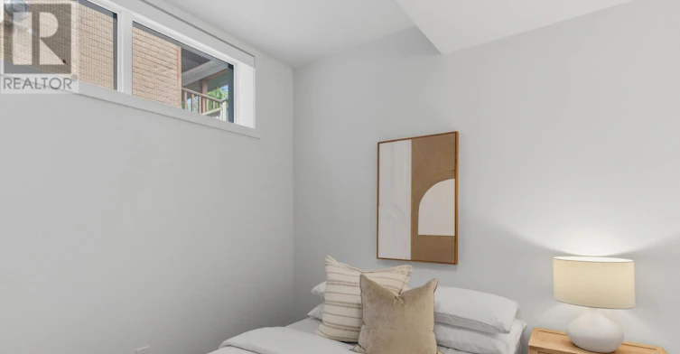 1-86 Kenwood Avenue, Toronto, ON, M6C 2S2 - 31
